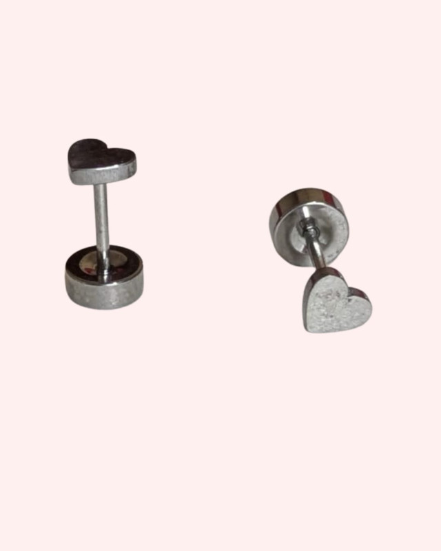 Heart stud